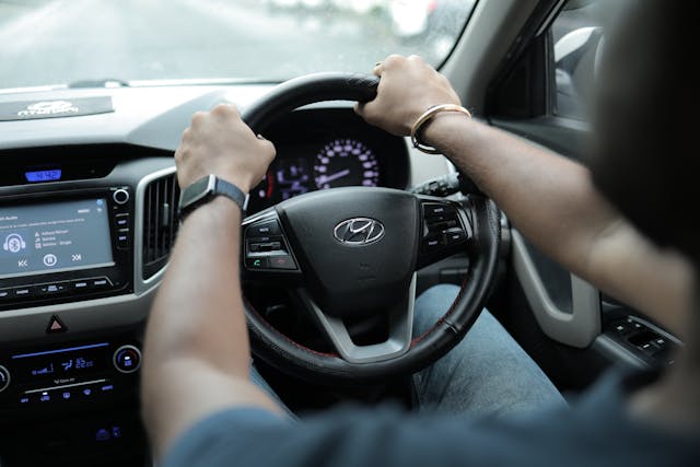 Hyundai Venue vs Creta compared on price, space, engine, and features — find out which SUV is right for your budget and family size in India.